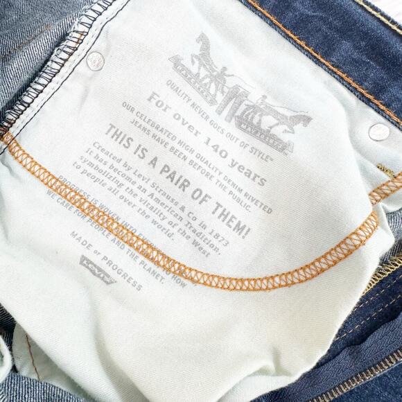 Levi's 505 Men's Jeans Size 38x34 Straight Leg Classic Fit Medium Wash Denim USA - Picture 3 of 6